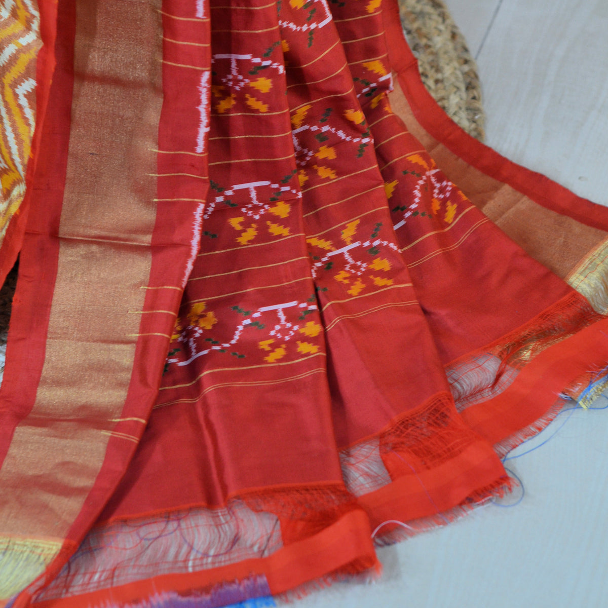 POCHAMPALLY HANDLOOM SAREE
