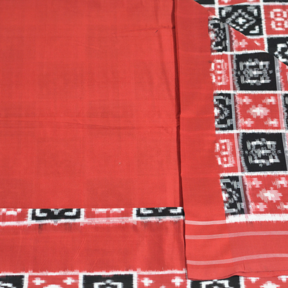 POCHAMPALLY DOUBLE IKAT SAREE