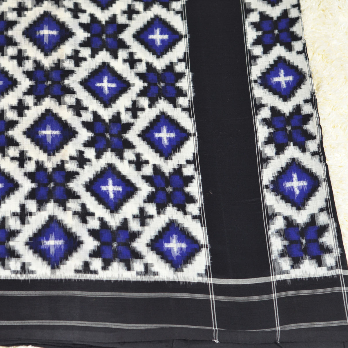 POCHAMPALLY  DOUBLE IKKAT SAREE