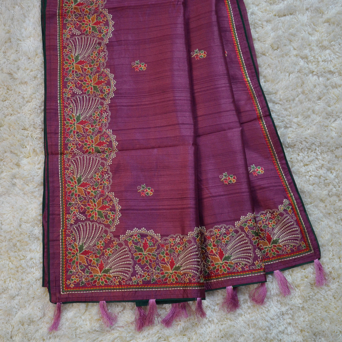 TUSSAR SAREE WITH THREAD EMBROIDERY