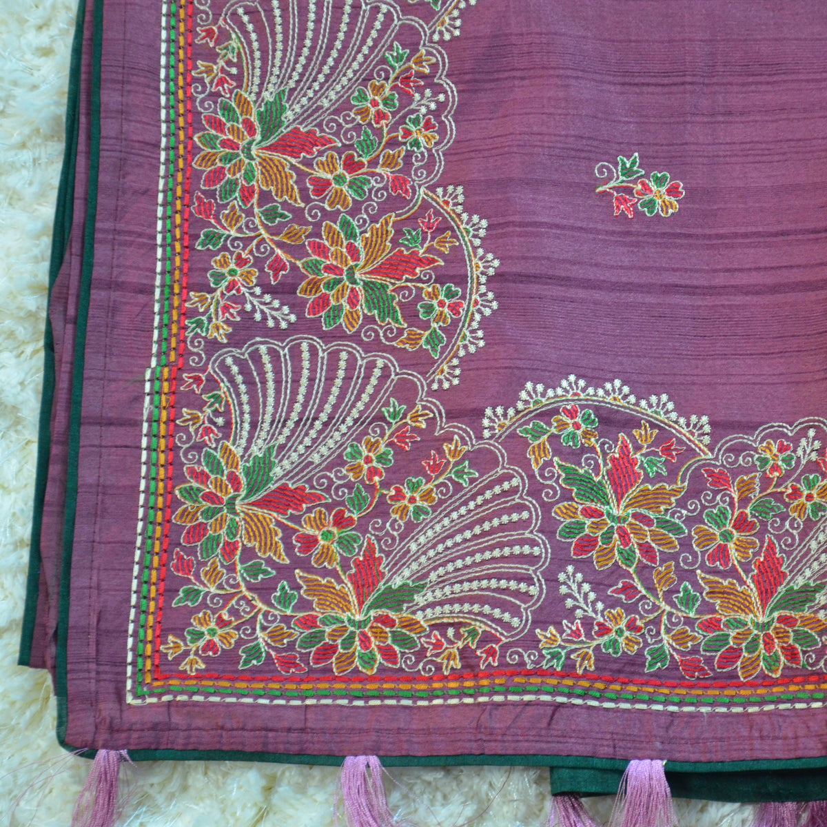 TUSSAR SAREE WITH THREAD EMBROIDERY