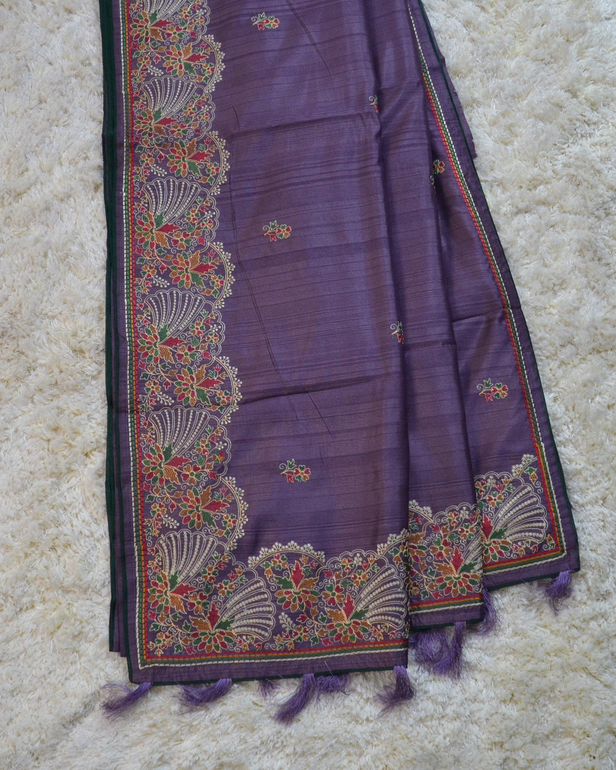 TUSSAR SAREE WITH THREAD EMBROIDERY