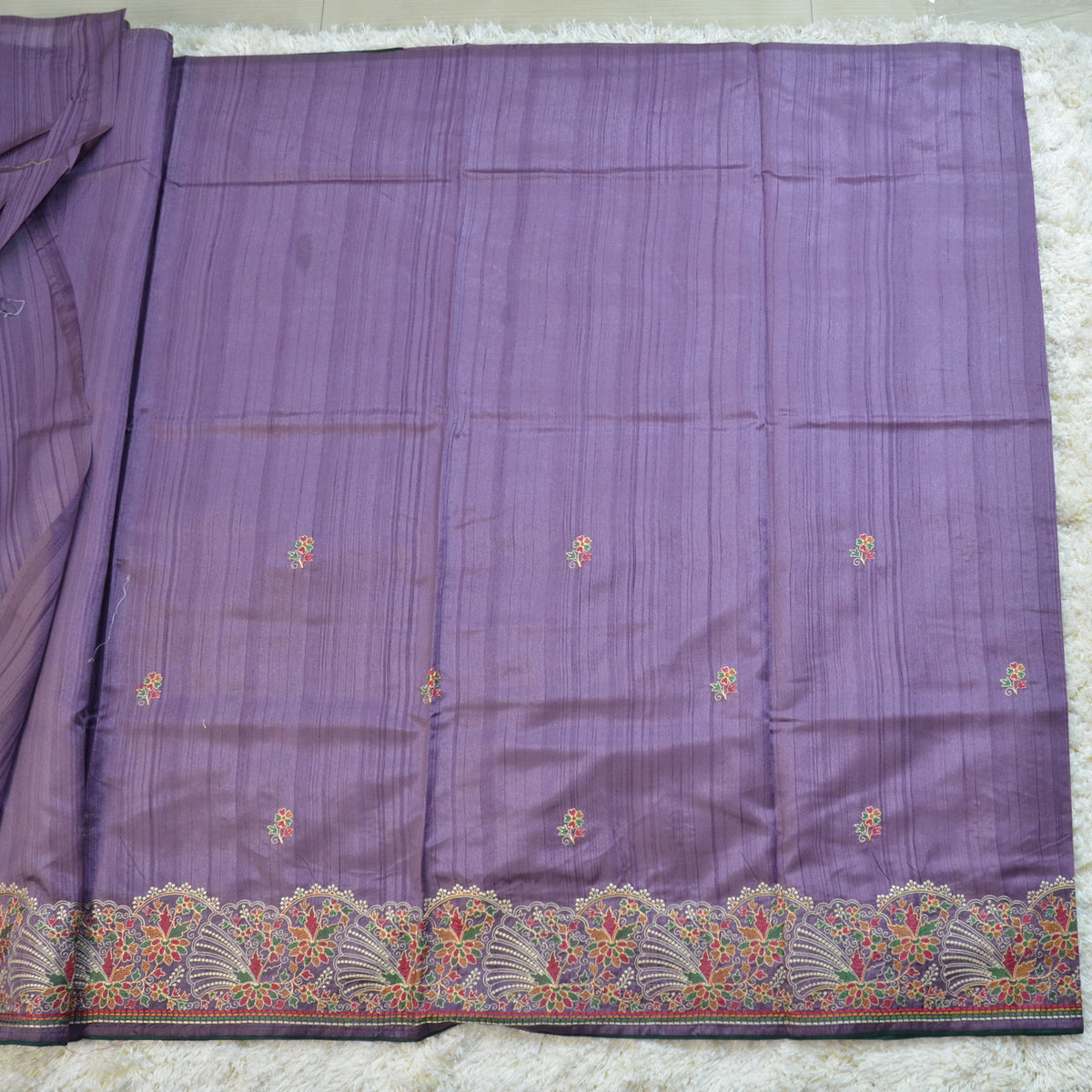 TUSSAR SAREE WITH THREAD EMBROIDERY