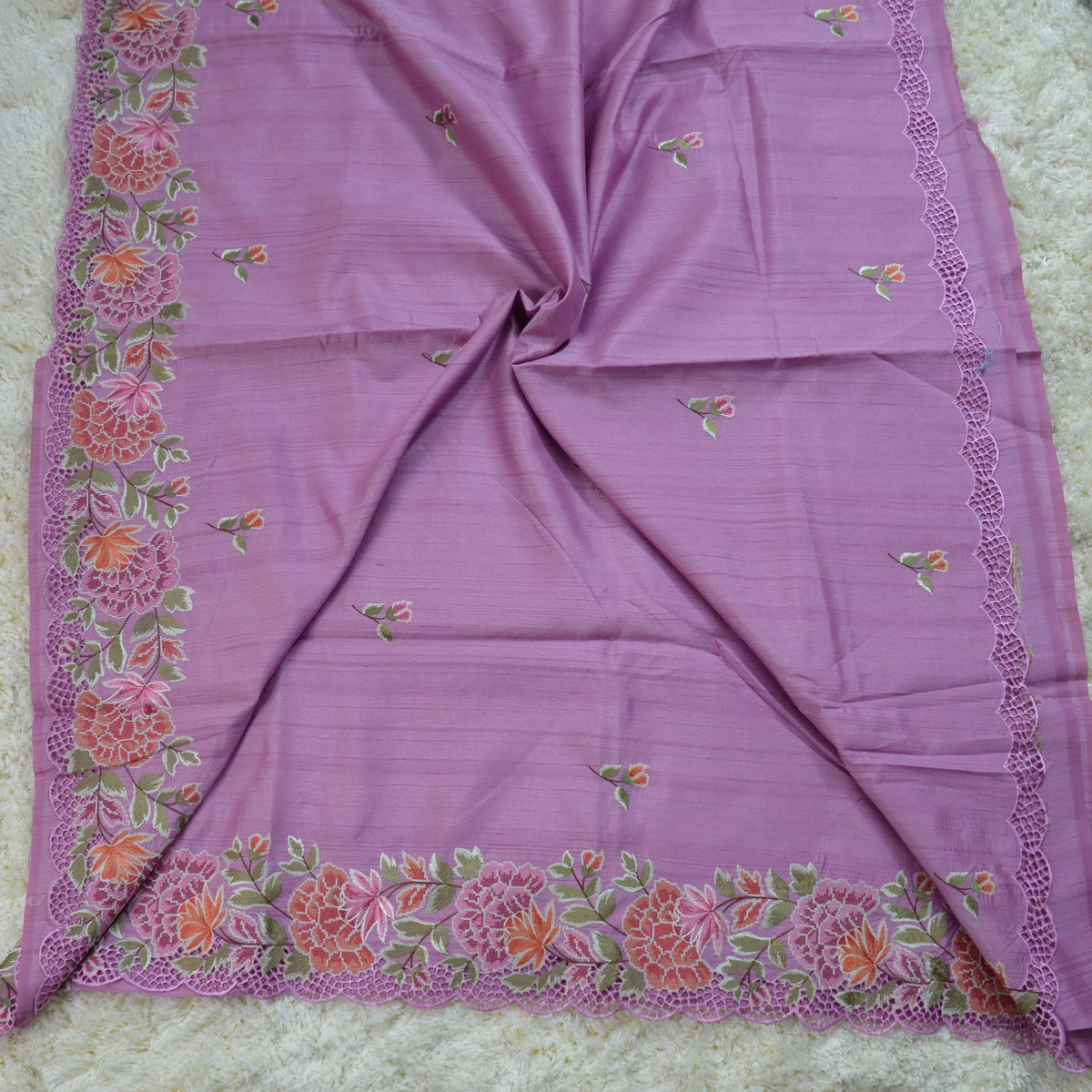 TUSSAR SAREE WITH THREAD EMBROIDERY