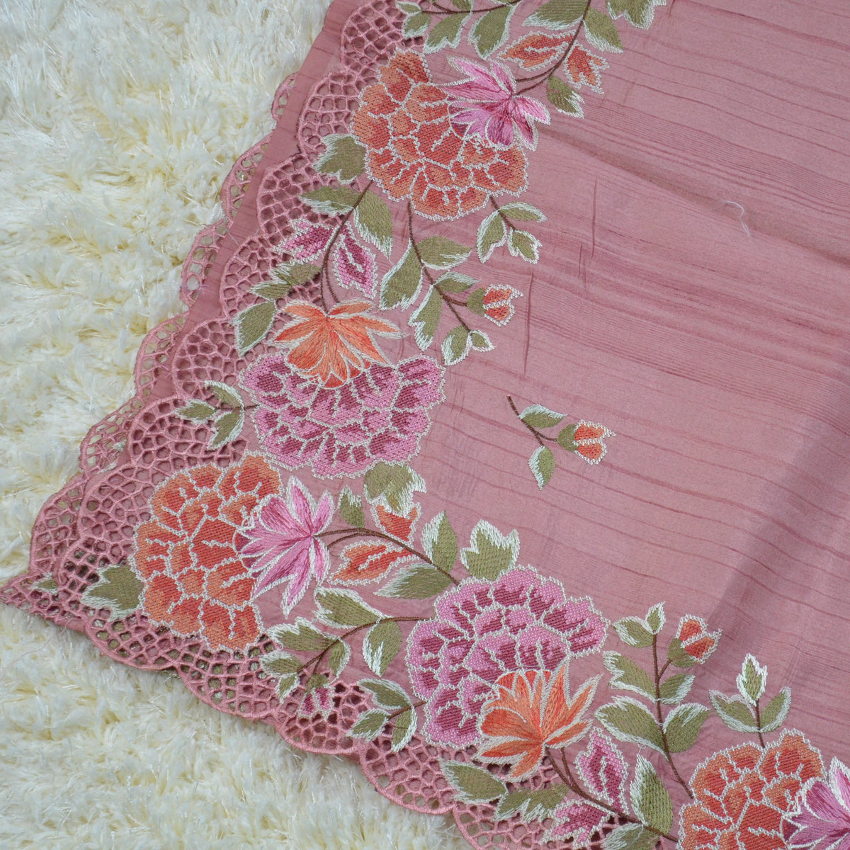TUSSAR SAREE WITH THREAD EMBROIDERY
