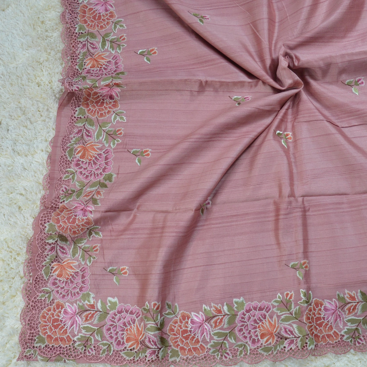 TUSSAR SAREE WITH THREAD EMBROIDERY