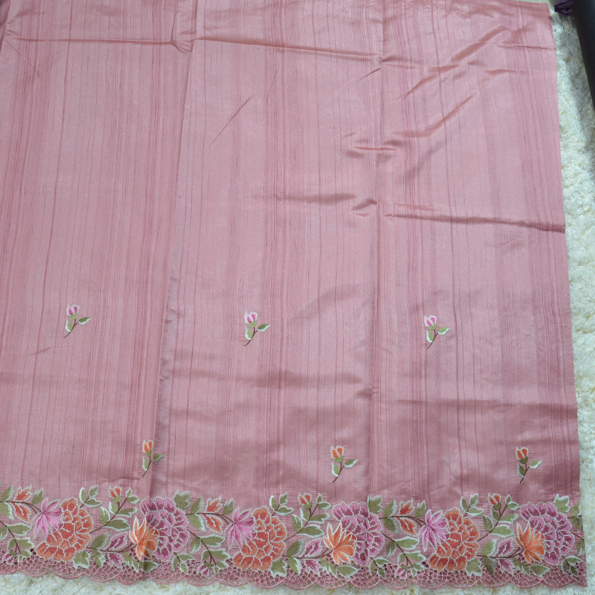 TUSSAR SAREE WITH THREAD EMBROIDERY