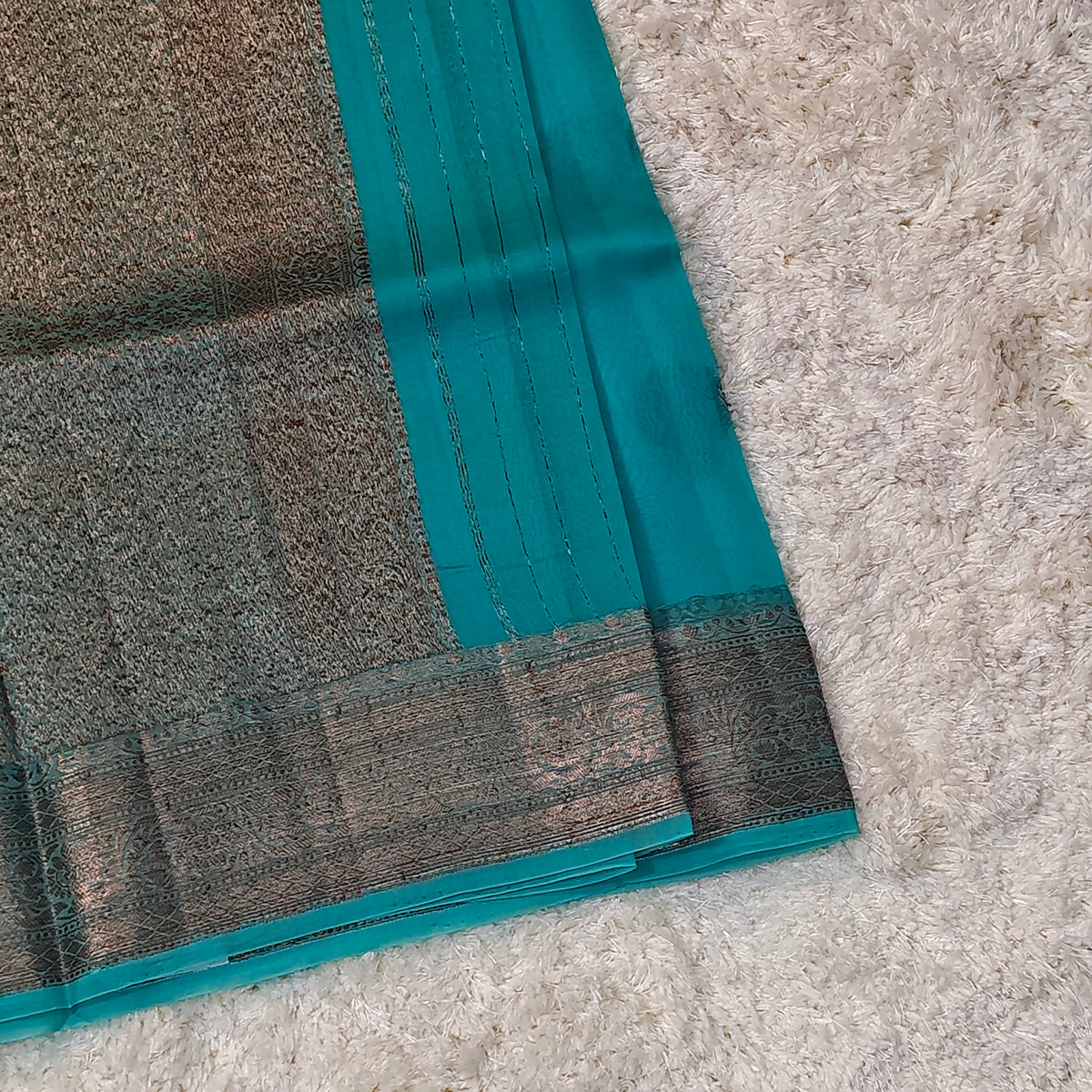 KORA ANTIQUE KADHUVA SAREE