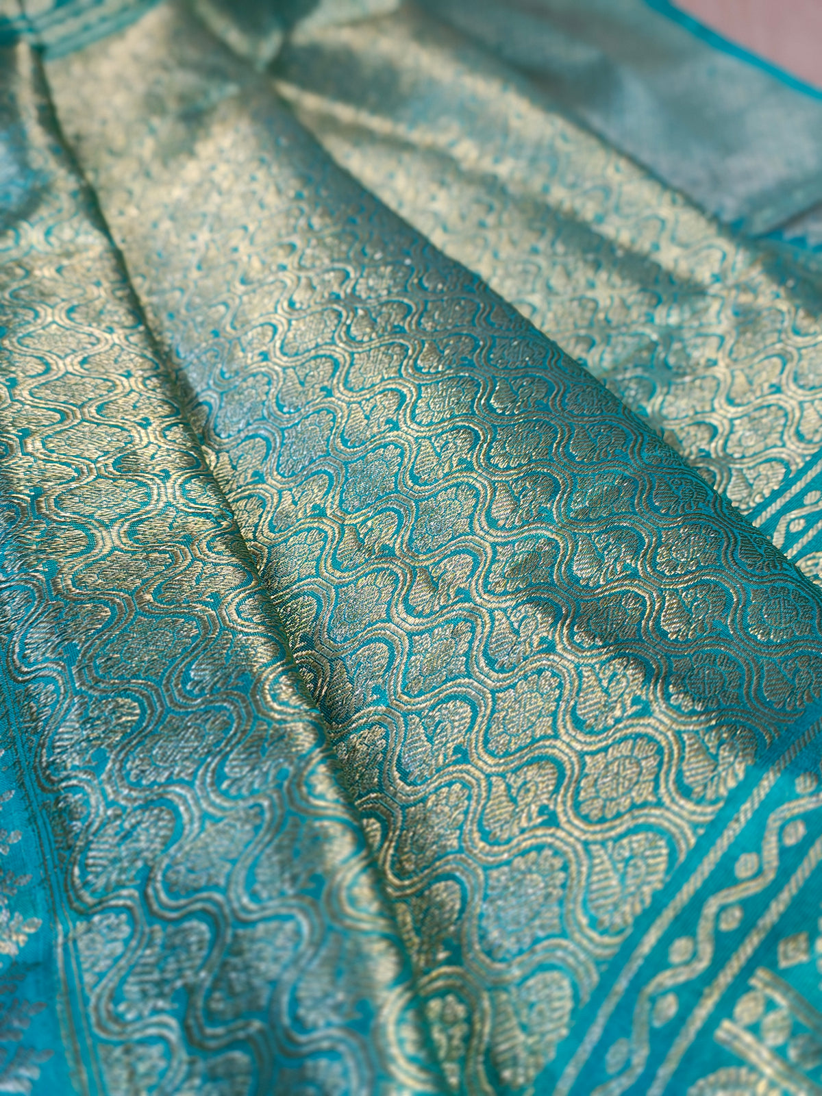 VENKATAGIRI HANDLOOM SAREE